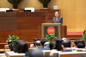 Chủ tịch Quốc hội Trần Thanh Mẫn: 'Tôi nguyện cống hiến hết sức mình, phụng sự Tổ quốc, phục vụ Nhân dân' Chủ tịch Quốc hội Trần Thanh Mẫn: 'Tôi nguyện cống hiến hết sức mình, phụng sự Tổ quốc, phục vụ Nhân dân'