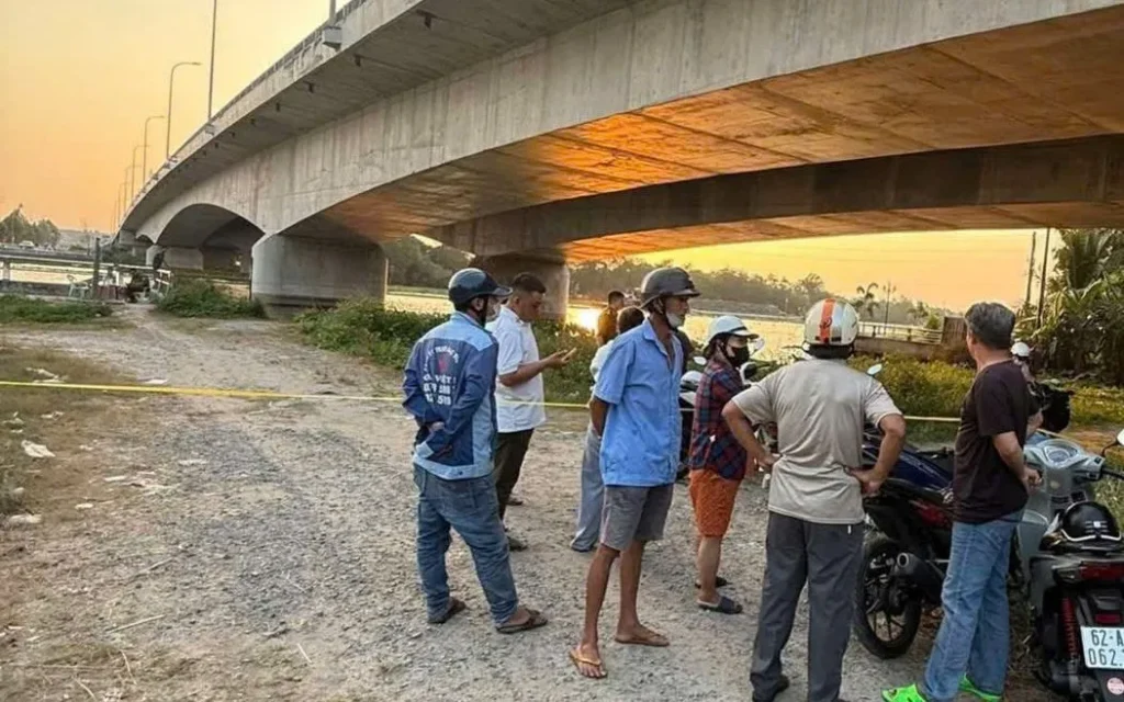 App tín dụng đen: Khoản nợ vài chục triệu và những sinh mạng tuổi đôi mươi App tín dụng đen: Khoản nợ vài chục triệu và những sinh mạng tuổi đôi mươi