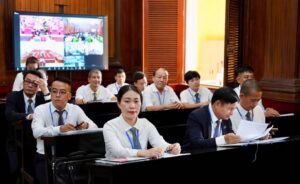 Home Thí điểm chế định luật sư công
